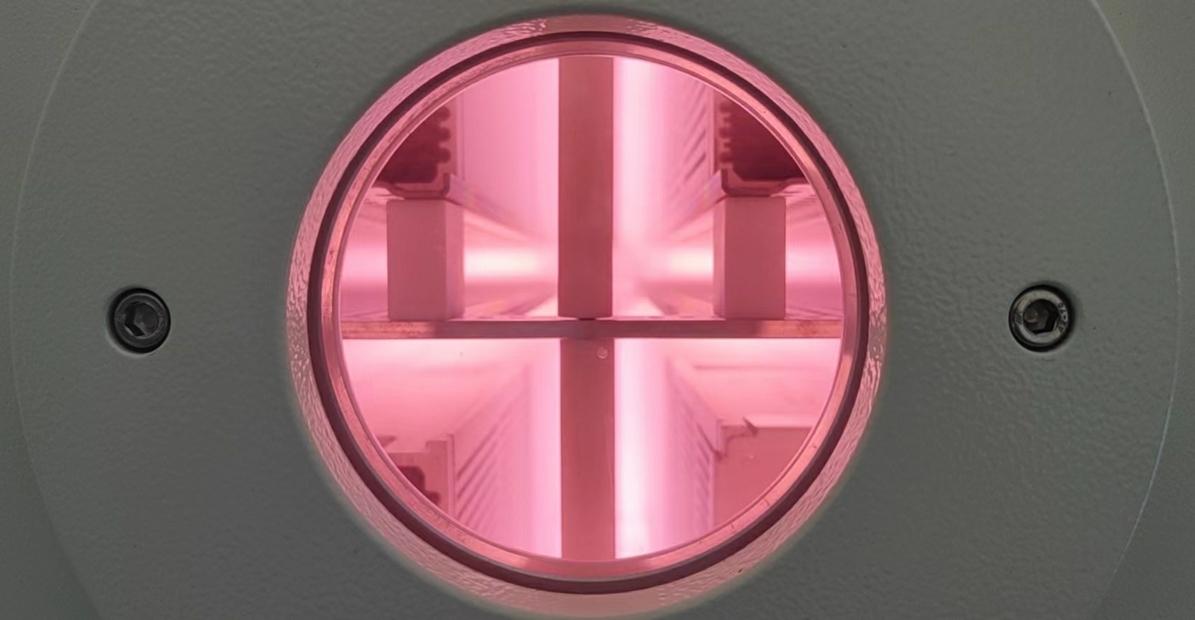 料盒式真空成人免费看片清洗機.jpg 料盒式真空成人免费看片清洗機.jpg